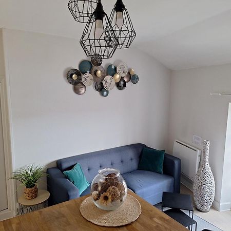 Appartement F2 Centre-Ville Issoire Avec Jolie Vue 외부 사진